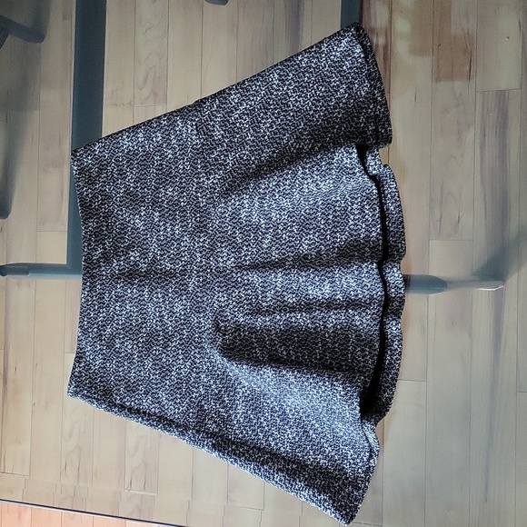 Loft by Ann Taylor Tweed skirt - Picture 2 of 12
